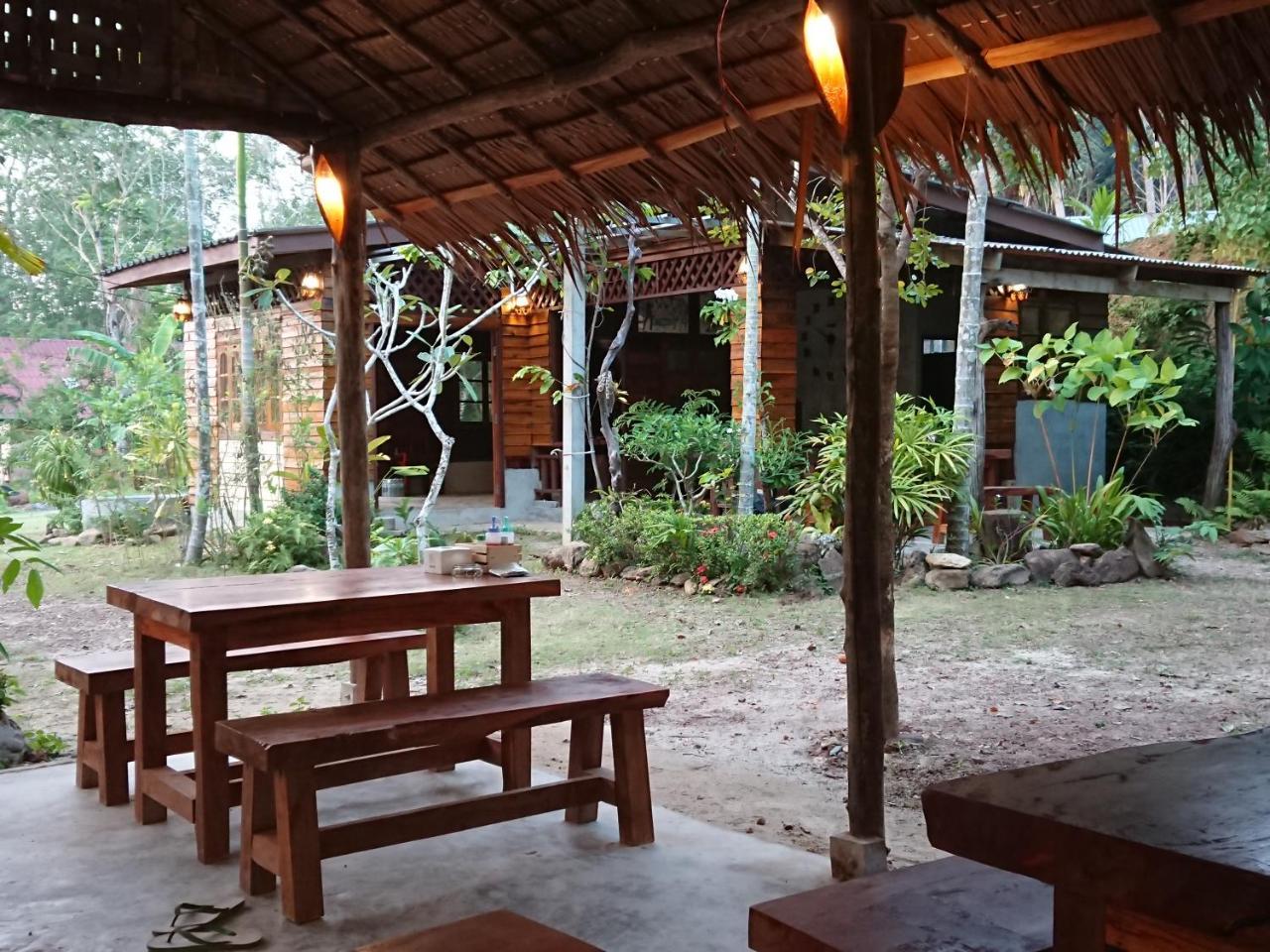 Lanta Para Hut Ko Lanta Eksteriør billede